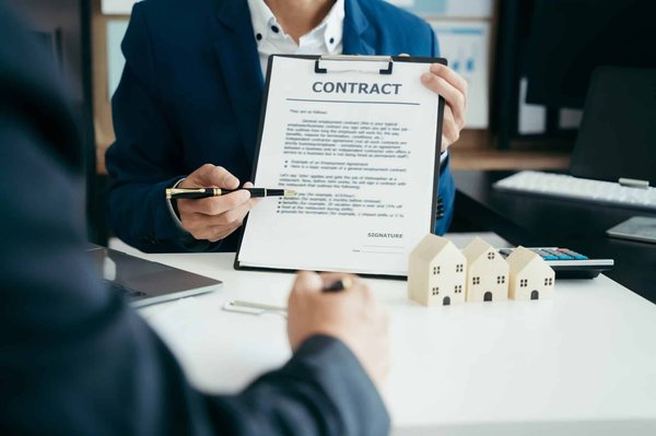 Pourquoi faire appel à une agence immobilière d'entreprise pour votre projet à Bordeaux ?